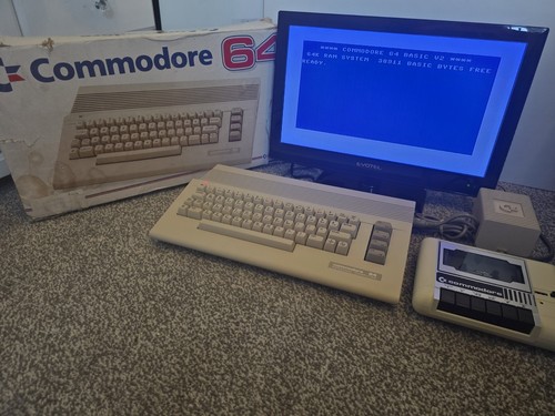 Commadore computer bundle - commadore,