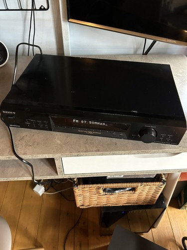 Sony se570 stereo fm - stereo, am/fm