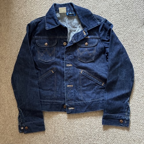 Vintage wrangler made - in, malta