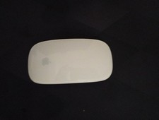 Apple Magic Mouse 1st Gen