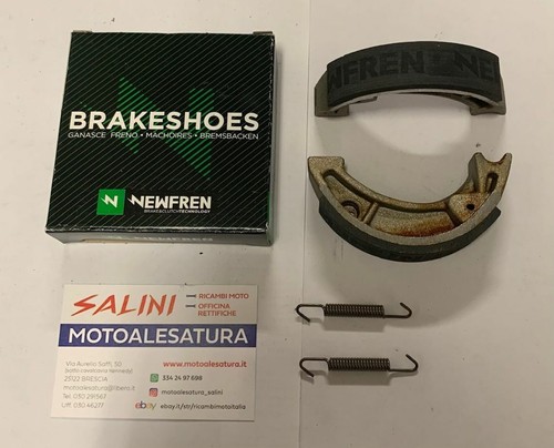 Pair brake pads - of, front