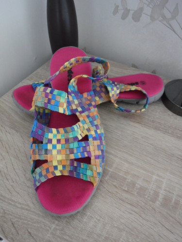 Adesso stretchy sandals - stretchy, size