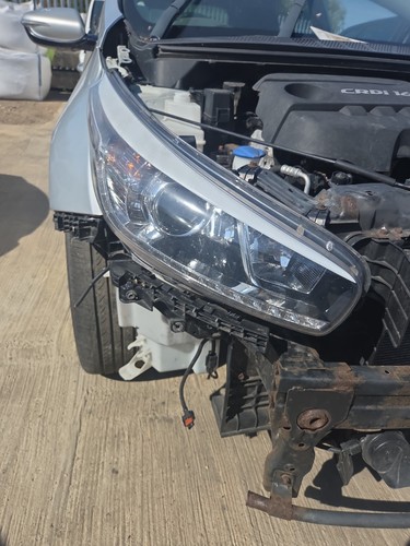 Kia ceed driver side - side, headlight