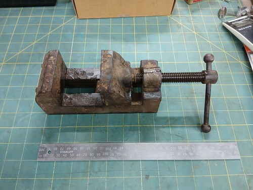 Vintage machine vice - machine,