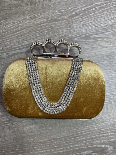 Gold velvet clutch bag knuckle - gold,