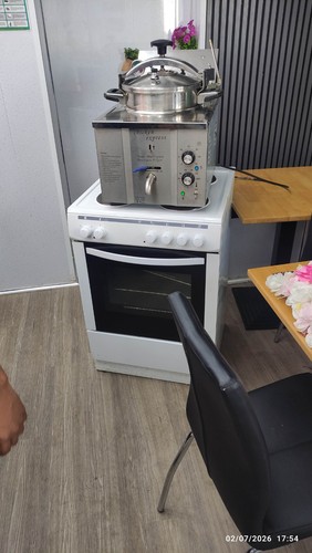 Commercial pressure fryer - commercial,