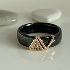 Black Ceramic Ring with 585 Rose Gold Accent & Natural Zirconia – Size 9