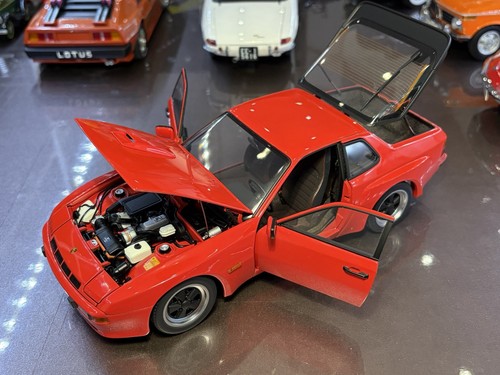Autoart 1980 porsche 924 - porsche,