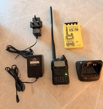 YAESU VX-7R