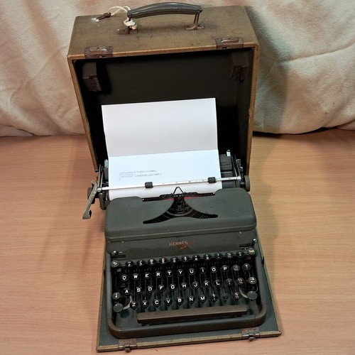 Vintage hermes 2000 typewriter - vintage,