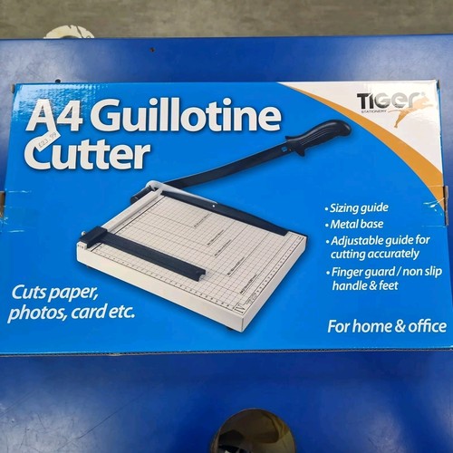 Heavy duty guillotine - heavy-duty, paper