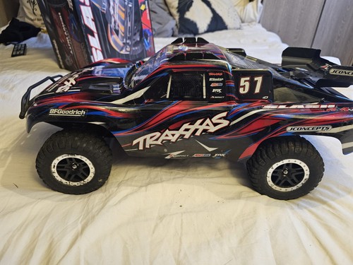 Traxxas slash 4x4 brushless - traxxas,