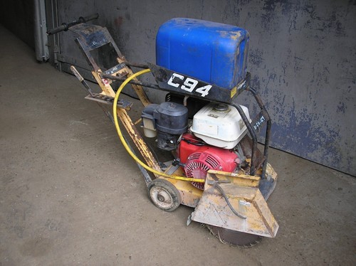 Concrete floor saw clipper - concrete,
