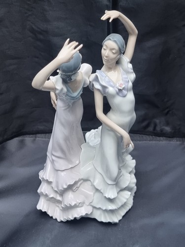 Lladro porcelain figure ole - figure,