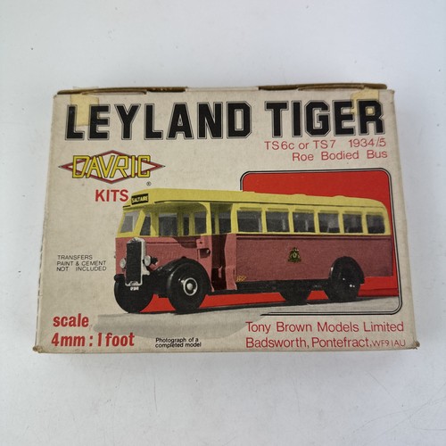 Davric leyland tiger scale - tiger,