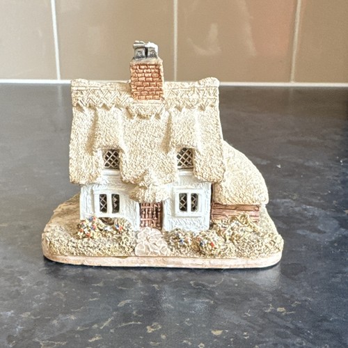 Lilliput lane miniature clare - lane,