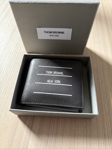 Thom browne label - thom,