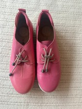 Good Condition Pink Adesso