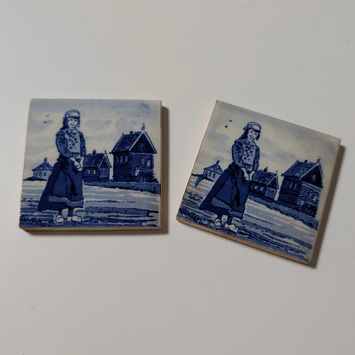 Pair blue delft style - of,