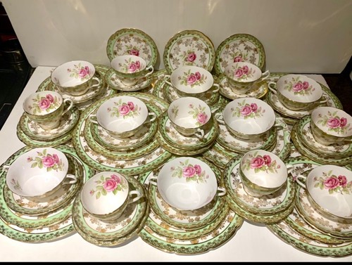 Pretty pieces royal - pieces,