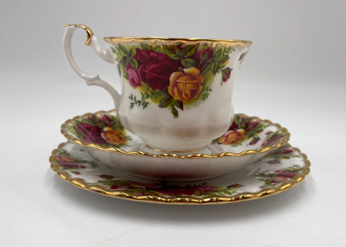 Vintage royal albert old - vintage,