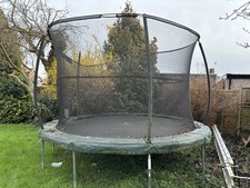 12’ Jump king trampoline - With Ladder