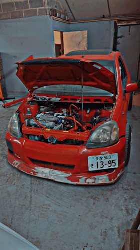 Toyota yaris sport - 1.5,
