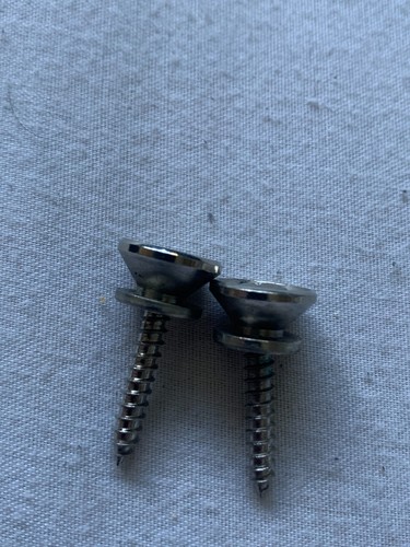 Used strap pins - w, for
