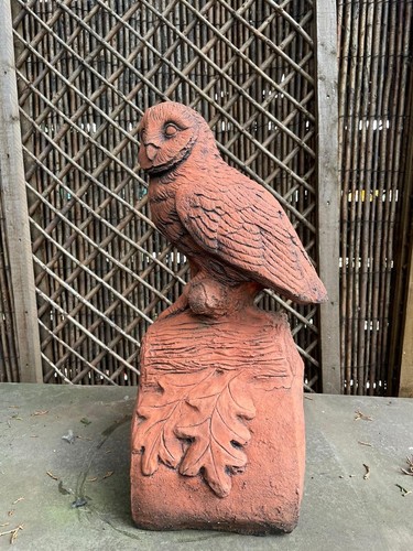 Owl ridge tile roof finial - ridge,