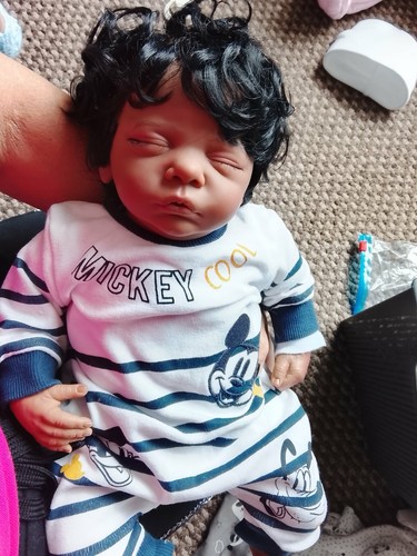 Unisex reborn doll - reborn,