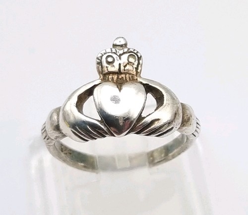 Vintage claddagh ring sterling - vintage,