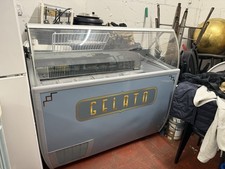 Ice Cream Display Freezer -