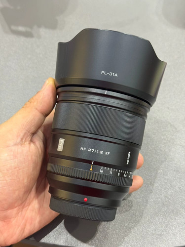 Viltrox 27mm pro xf - f1.2,
