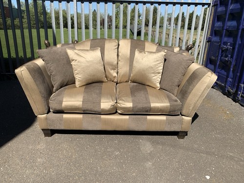 Ashley manor knole sofa - ashley,