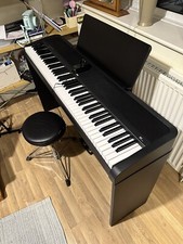 Korg B2SP Digital Piano Black – Excellent Condition, Hardly Used + Stool