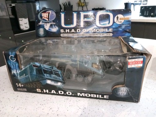 Ufo shado mobile control unit - ufo,