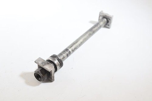 Rear wheel axle - wheel, 650