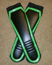 Pro Wrestling KICKPADS Black