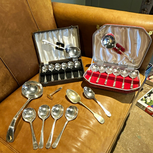 Silver plated spoon bundle