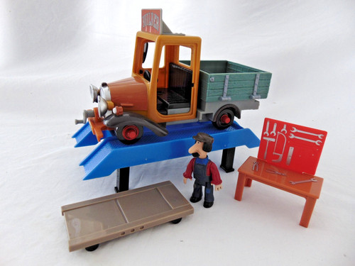 Postman pat ted glen - ted, figure