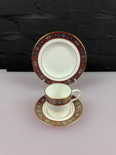 Royal crown derby - crown, dauphin