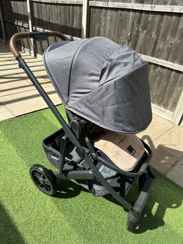 Upper baby vista pram - baby,