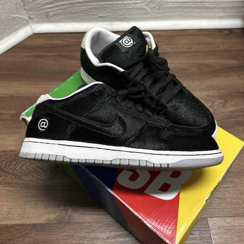 Medicom toy nike dunk low - toy,