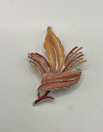 Vintage signed jewelcraft - signed,