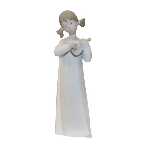 Lladro 4871m girl with guitar - lladro,