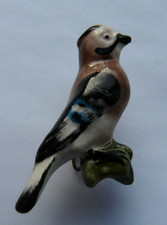 WW2 German WHW Winterhilfswerk Badge. Porcelain Bird - Jay  (56)