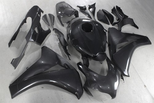 Black carbon fiber fairing - black,