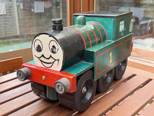 Ultra rare thomas - ultra, tank