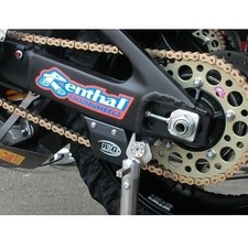 R&G Toe Chain Guard Carbon Look (ABS Shark's Fin) Kawasaki ZRX1100 1997 - 2001