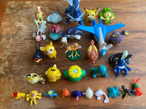 Lot pokemon figures - lot,